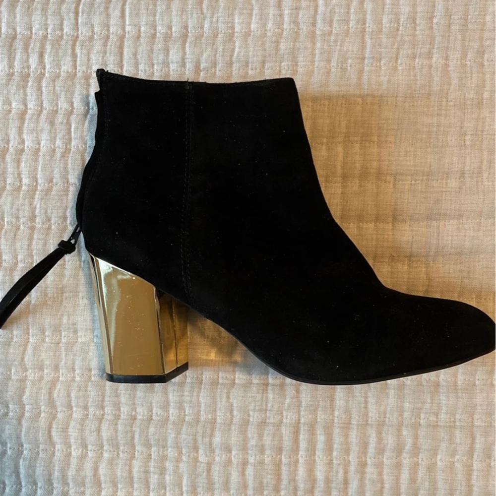 Steve Madden Boots - Picture 2 of 3